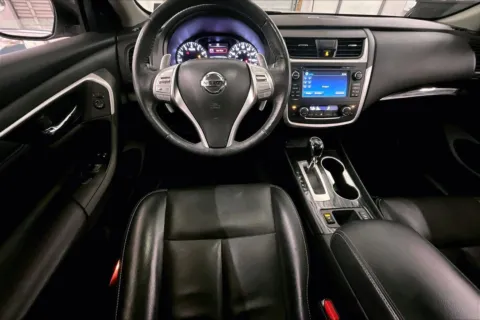 More photos of 2017 Nissan Altima 3.5 SL at Bob Ruth Ford Dillsburg, PA