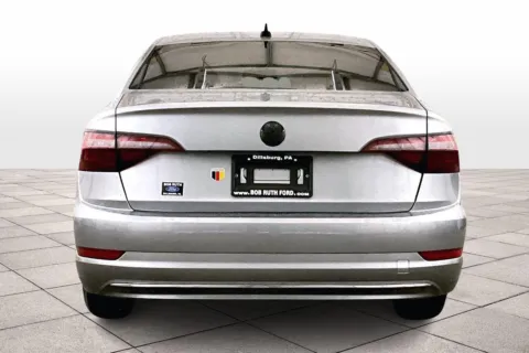 More photos of 2020 Volkswagen Jetta SE at Bob Ruth Ford Dillsburg, PA