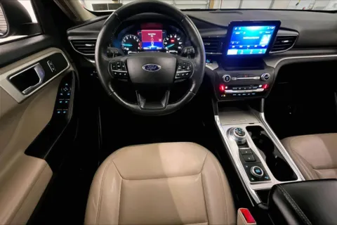 More photos of 2020 Ford Explorer XLT at Bob Ruth Ford Dillsburg, PA