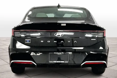 More photos of 2024 Hyundai Sonata Hybrid SEL at Bob Ruth Ford Dillsburg, PA