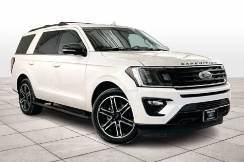 Photos of 2019 Ford Expedition Limited for sale in Dillsburg, PA at Bob Ruth Ford Dillsburg