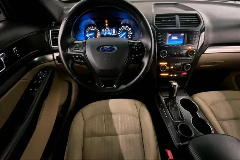 More photos of 2017 Ford Explorer at Bob Ruth Ford Dillsburg, PA