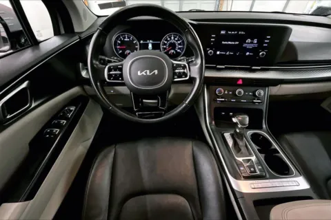 More photos of 2022 Kia Carnival LXS at Bob Ruth Ford Dillsburg, PA