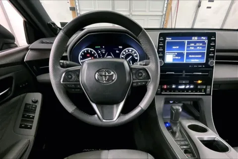 More photos of 2022 Toyota Avalon Limited at Bob Ruth Ford Dillsburg, PA