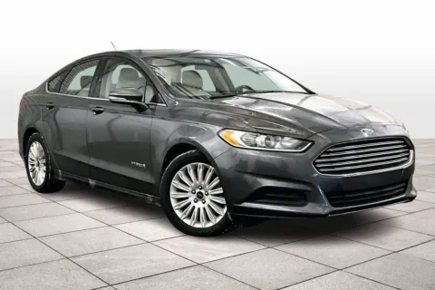 Photos of 2016 Ford Fusion SE Hybrid for sale in Dillsburg, PA at Bob Ruth Ford Dillsburg
