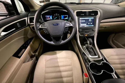 More photos of 2016 Ford Fusion SE Hybrid at Bob Ruth Ford Dillsburg, PA