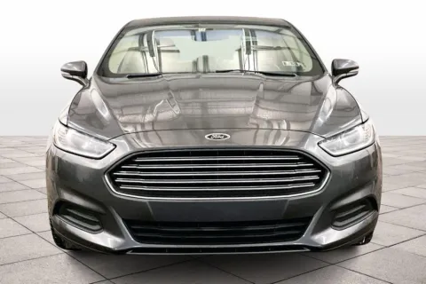 More photos of 2016 Ford Fusion SE Hybrid at Bob Ruth Ford Dillsburg, PA