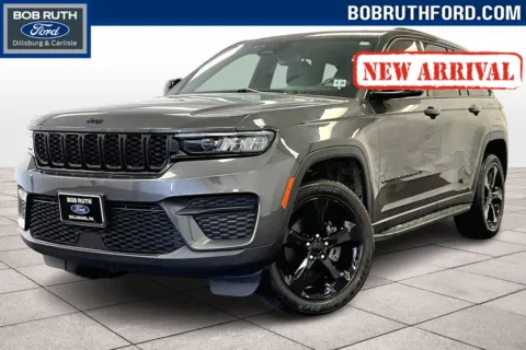 Gray 2023 Jeep Grand Cherokee Altitude for sale in Dillsburg, PA