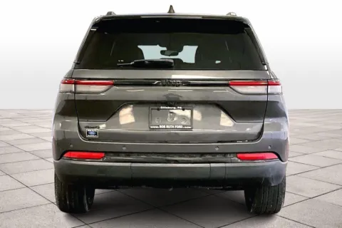 More photos of 2023 Jeep Grand Cherokee Altitude at Bob Ruth Ford Dillsburg, PA