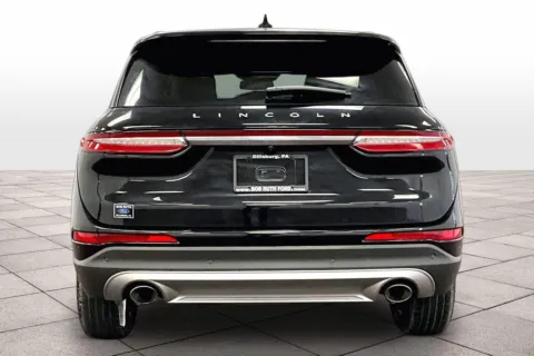 More photos of 2022 Lincoln Corsair Standard at Bob Ruth Ford Dillsburg, PA