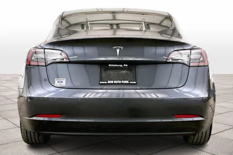 More photos of 2019 Tesla Model 3 Mid Range at Bob Ruth Ford Dillsburg, PA