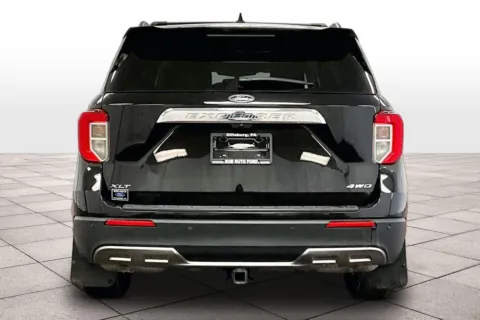 More photos of 2023 Ford Explorer XLT at Bob Ruth Ford Dillsburg, PA