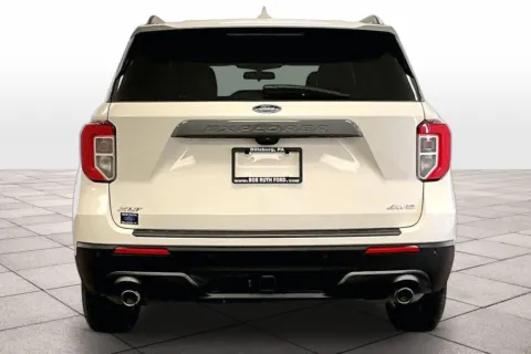 More photos of 2022 Ford Explorer XLT at Bob Ruth Ford Dillsburg, PA