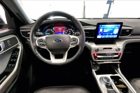 More photos of 2022 Ford Explorer XLT at Bob Ruth Ford Dillsburg, PA