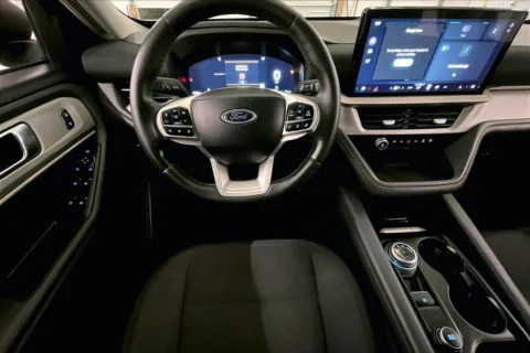 More photos of 2025 Ford Explorer Active at Bob Ruth Ford Dillsburg, PA