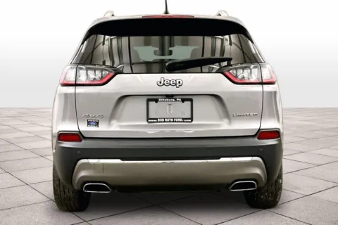 More photos of 2019 Jeep Cherokee Limited at Bob Ruth Ford Dillsburg, PA