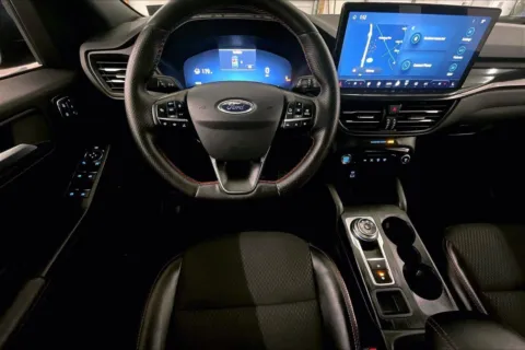 More photos of 2023 Ford Escape Hybrid ST-Line Select at Bob Ruth Ford Dillsburg, PA