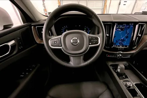 More photos of 2022 Volvo XC60 Recharge Plug-In Hybrid Inscription Expression at Bob Ruth Ford Dillsburg, PA