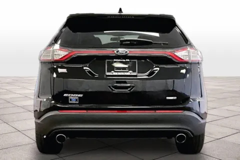 More photos of 2018 Ford Edge SE at Bob Ruth Ford Dillsburg, PA