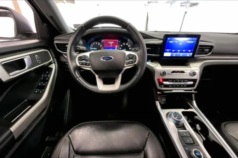 More photos of 2020 Ford Explorer XLT at Bob Ruth Ford Dillsburg, PA