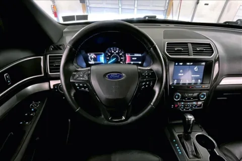 More photos of 2017 Ford Explorer XLT at Bob Ruth Ford Dillsburg, PA