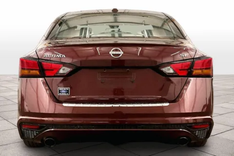 More photos of 2023 Nissan Altima 2.5 SL at Bob Ruth Ford Dillsburg, PA