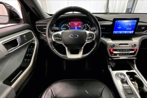 More photos of 2023 Ford Explorer XLT at Bob Ruth Ford Dillsburg, PA