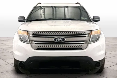 More photos of 2013 Ford Explorer at Bob Ruth Ford Dillsburg, PA