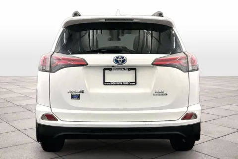 More photos of 2018 Toyota RAV4 Hybrid XLE at Bob Ruth Ford Dillsburg, PA