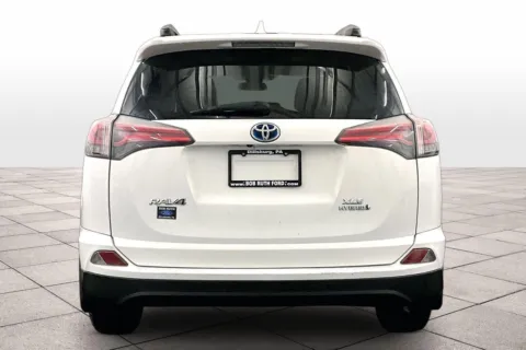 More photos of 2018 Toyota RAV4 Hybrid XLE at Bob Ruth Ford Dillsburg, PA