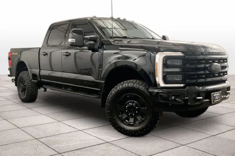 Photos of 2024 Ford Super Duty F-350 SRW Platinum for sale in Dillsburg, PA at Bob Ruth Ford Dillsburg
