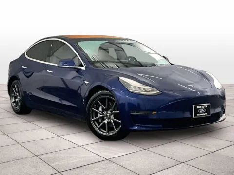 Photos of 2018 Tesla Model 3 Long Range Battery for sale in Dillsburg, PA at Bob Ruth Ford Dillsburg