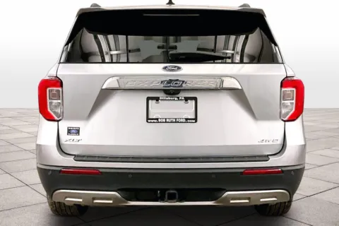 More photos of 2021 Ford Explorer XLT at Bob Ruth Ford Dillsburg, PA