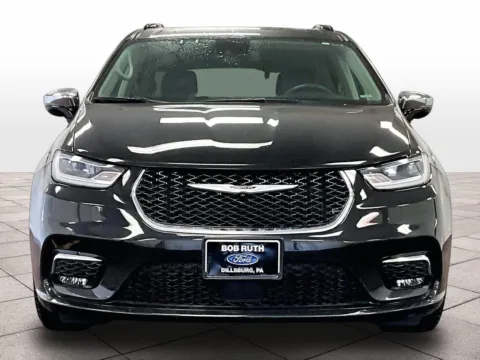 Another view of 2023 Chrysler Pacifica Limited for sale in Dillsburg, PA at Bob Ruth Ford Dillsburg