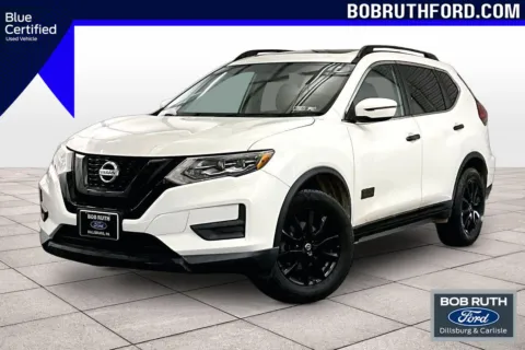 White 2017 Nissan Rogue SV for sale in Dillsburg, PA