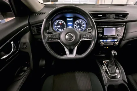 More photos of 2017 Nissan Rogue SV at Bob Ruth Ford Dillsburg, PA