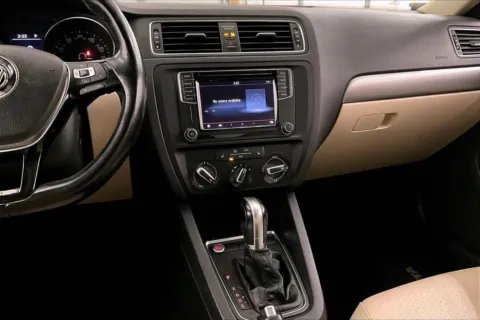 More photos of 2017 Volkswagen Jetta 1.4T SE at Bob Ruth Ford Dillsburg, PA