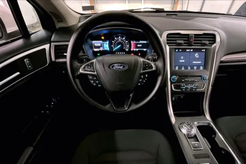 More photos of 2018 Ford Fusion SE at Bob Ruth Ford Dillsburg, PA