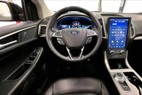 More photos of 2024 Ford Edge SEL at Bob Ruth Ford Dillsburg, PA