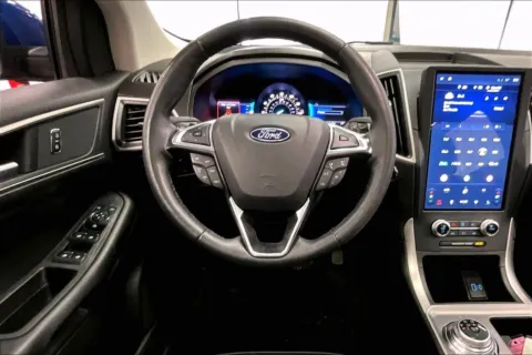 More photos of 2024 Ford Edge SEL at Bob Ruth Ford Dillsburg, PA