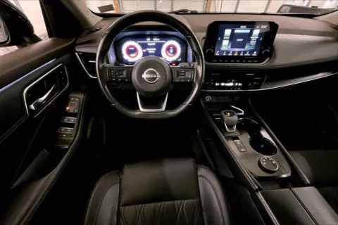 More photos of 2022 Nissan Rogue Platinum at Bob Ruth Ford Dillsburg, PA