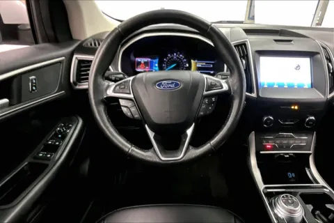 More photos of 2020 Ford Edge SEL at Bob Ruth Ford Dillsburg, PA