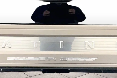 More photos of 2022 Ford Super Duty F-450 DRW Platinum at Bob Ruth Ford Dillsburg, PA