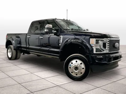 Photos of 2022 Ford Super Duty F-450 DRW Platinum for sale in Dillsburg, PA at Bob Ruth Ford Dillsburg