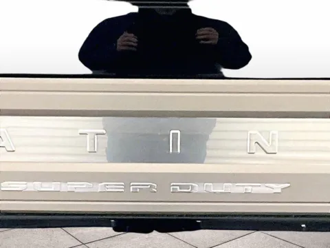 More photos of 2022 Ford Super Duty F-450 DRW Platinum at Bob Ruth Ford Dillsburg, PA