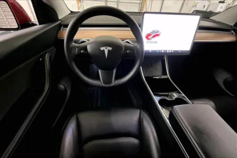 More photos of 2020 Tesla Model Y Long Range at Bob Ruth Ford Dillsburg, PA