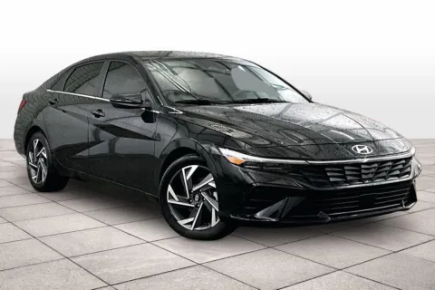 Photos of 2024 Hyundai Elantra SEL for sale in Dillsburg, PA at Bob Ruth Ford Dillsburg