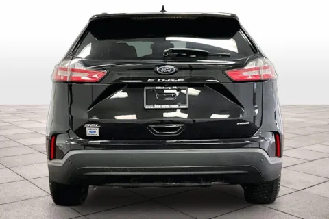 More photos of 2022 Ford Edge SEL at Bob Ruth Ford Dillsburg, PA