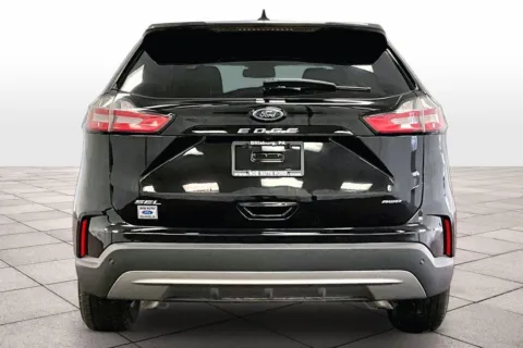 More photos of 2023 Ford Edge SEL at Bob Ruth Ford Dillsburg, PA