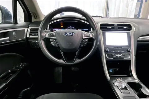 More photos of 2019 Ford Fusion SE at Bob Ruth Ford Dillsburg, PA